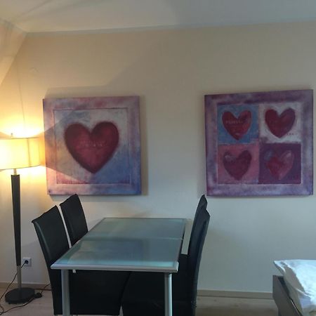Barcelona Bed & Breakfast ดุสเซลดอร์ฟ ห้อง รูปภาพ
