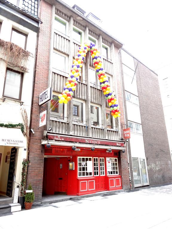 Barcelona Bed & Breakfast ดุสเซลดอร์ฟ ภายนอก รูปภาพ